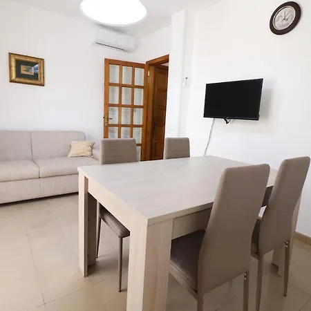 بيت للعطل Casa Ambra In *
